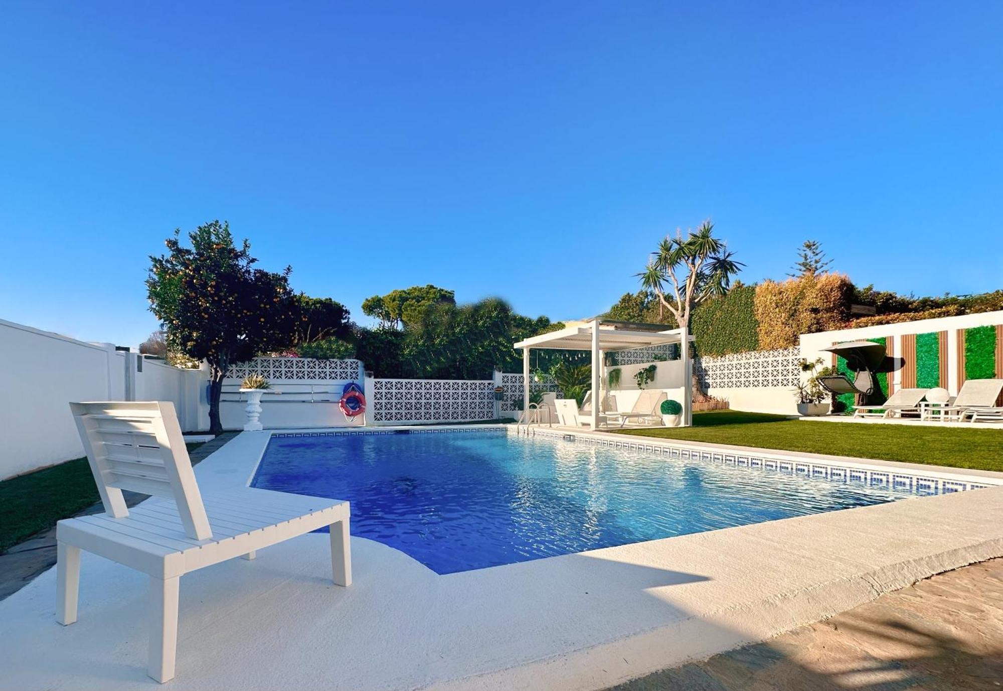Villa Casacara Marbella Beachside Costabella -Spain Kültér fotó