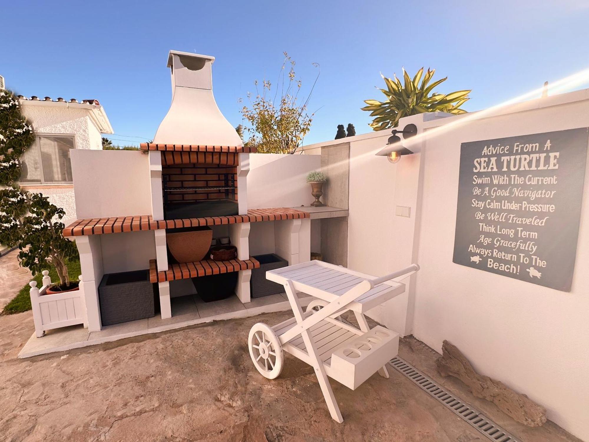 Villa Casacara Marbella Beachside Costabella -Spain Kültér fotó