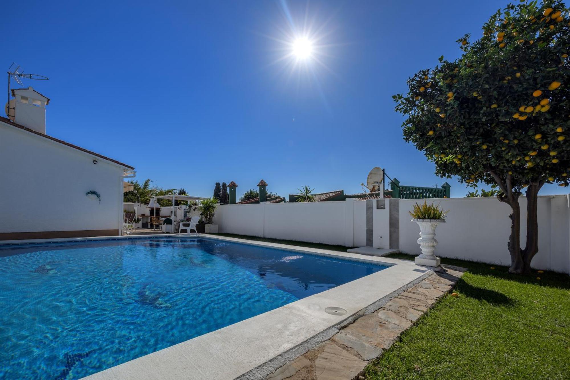 Villa Casacara Marbella Beachside Costabella -Spain Kültér fotó