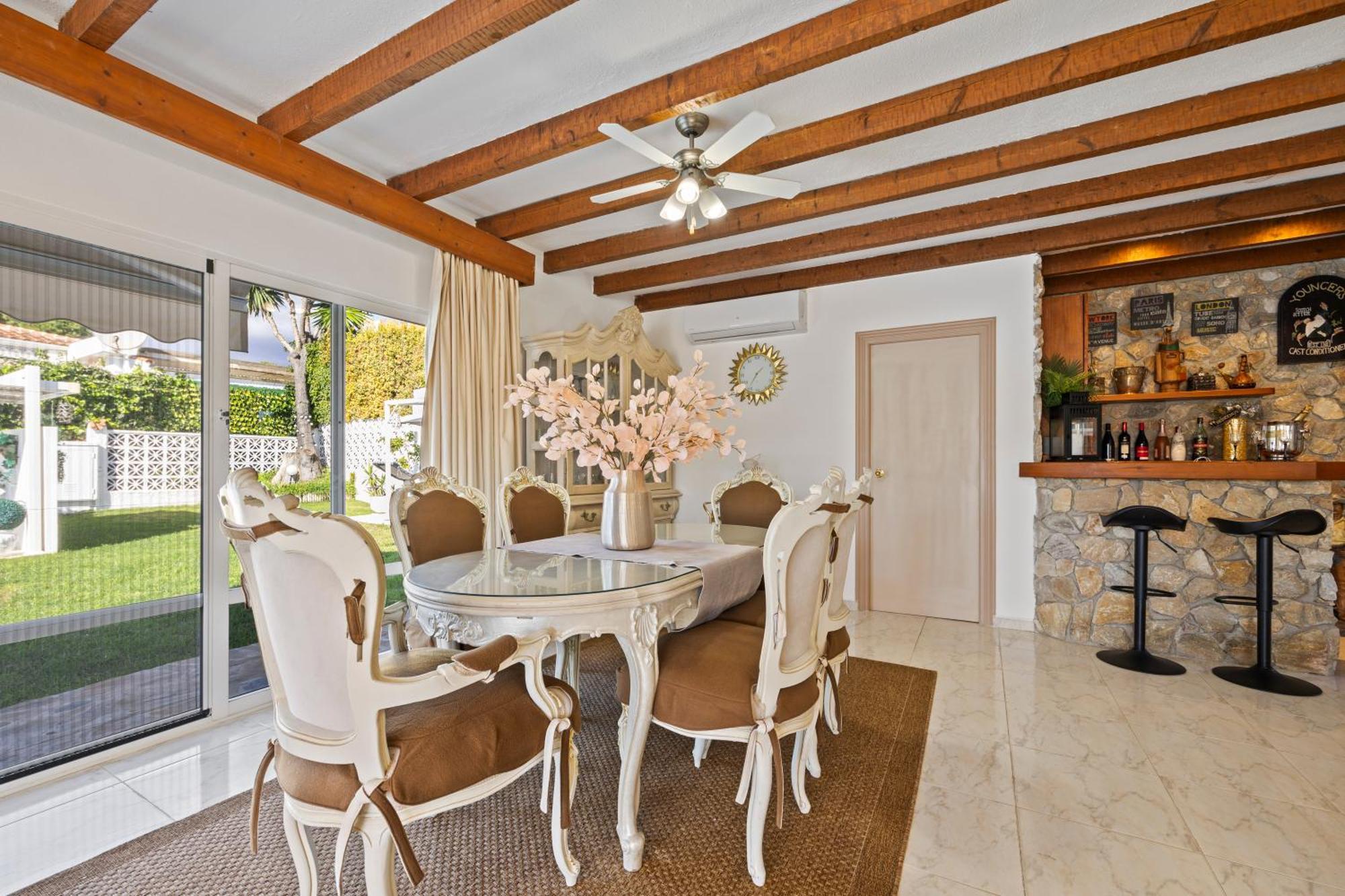 Villa Casacara Marbella Beachside Costabella -Spain Kültér fotó
