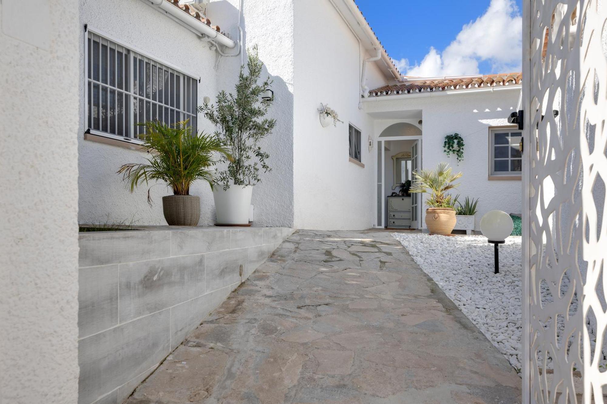 Villa Casacara Marbella Beachside Costabella -Spain Kültér fotó