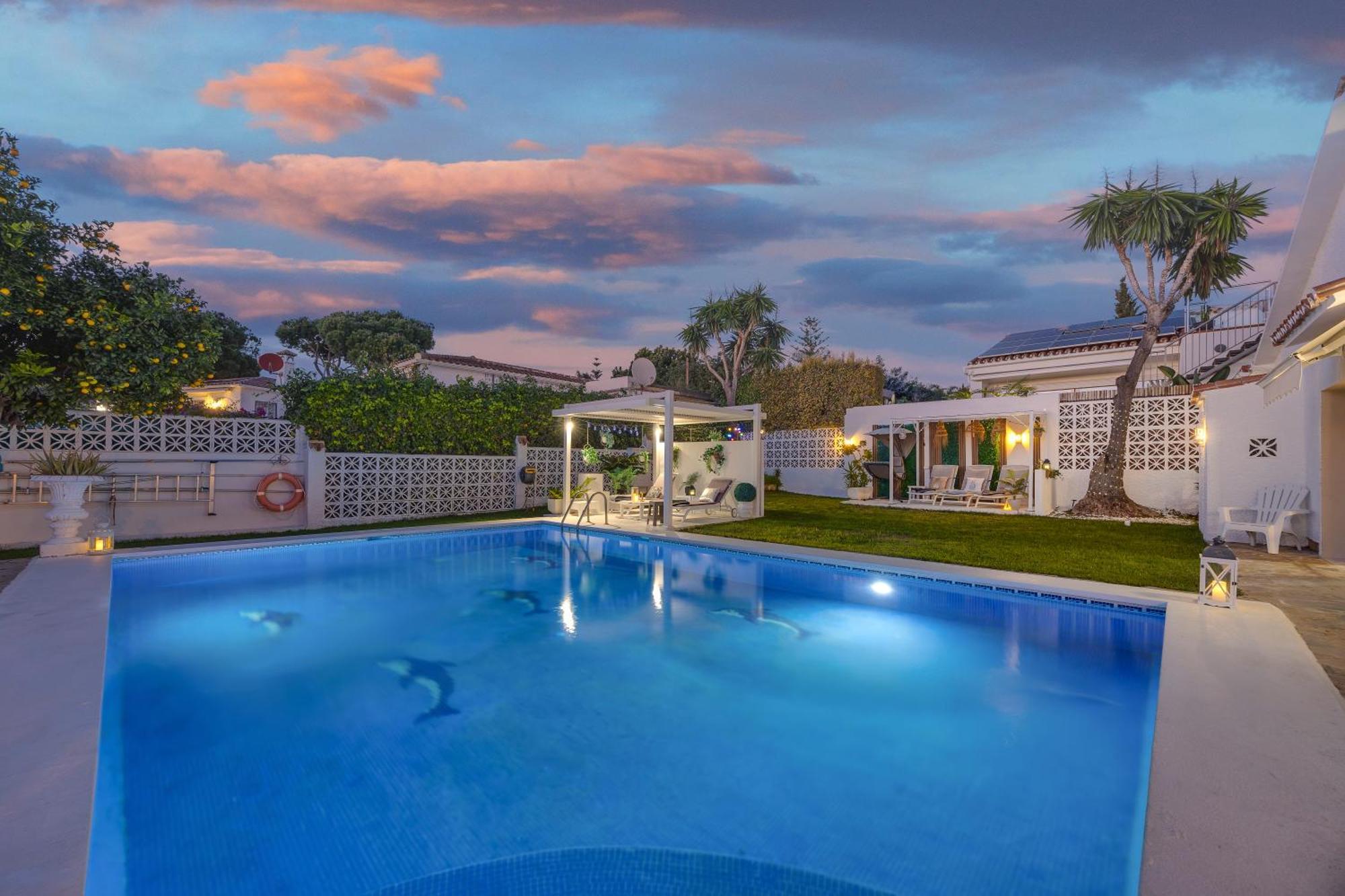 Villa Casacara Marbella Beachside Costabella -Spain Kültér fotó