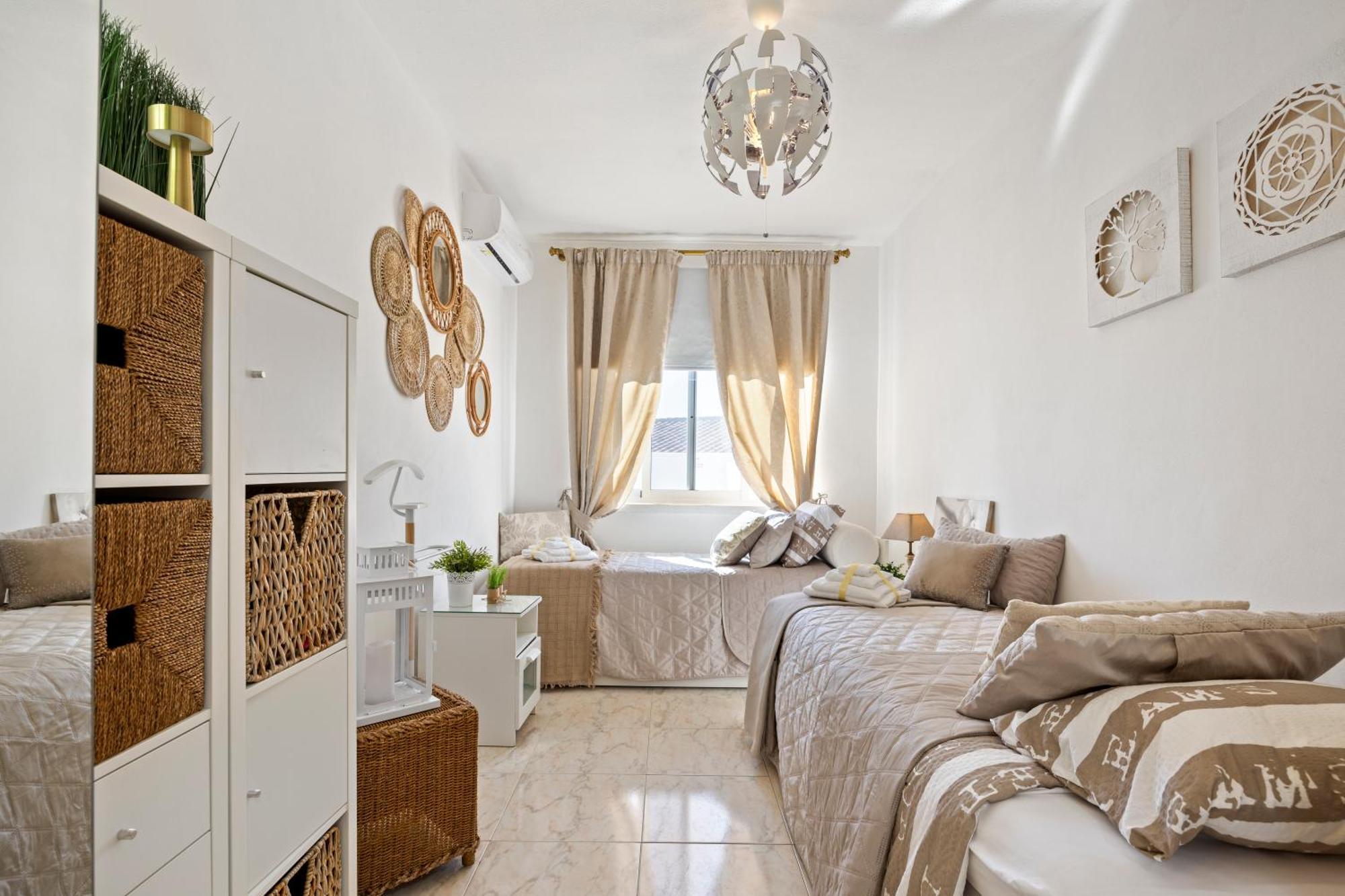 Villa Casacara Marbella Beachside Costabella -Spain Kültér fotó