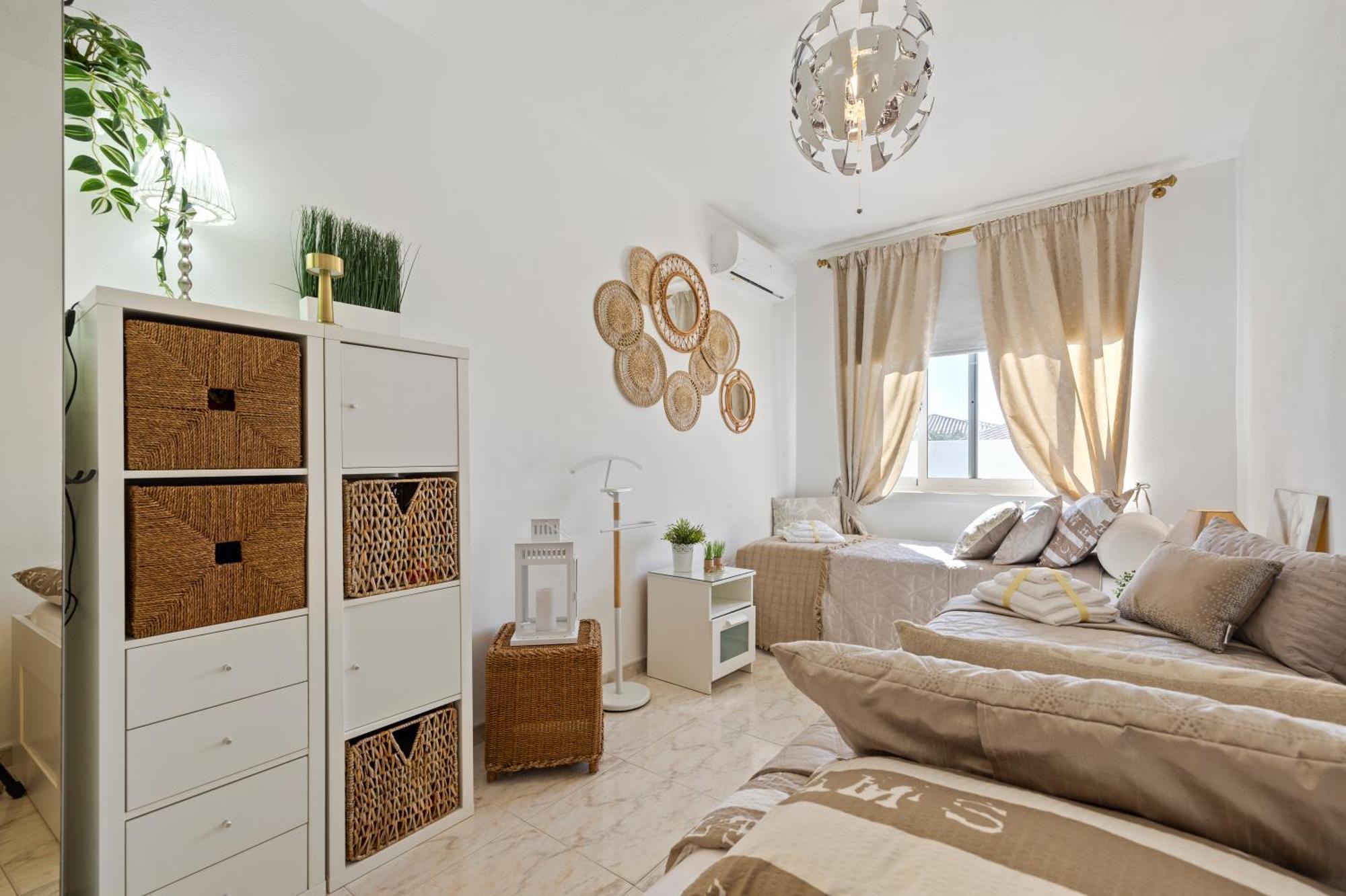 Villa Casacara Marbella Beachside Costabella -Spain Kültér fotó